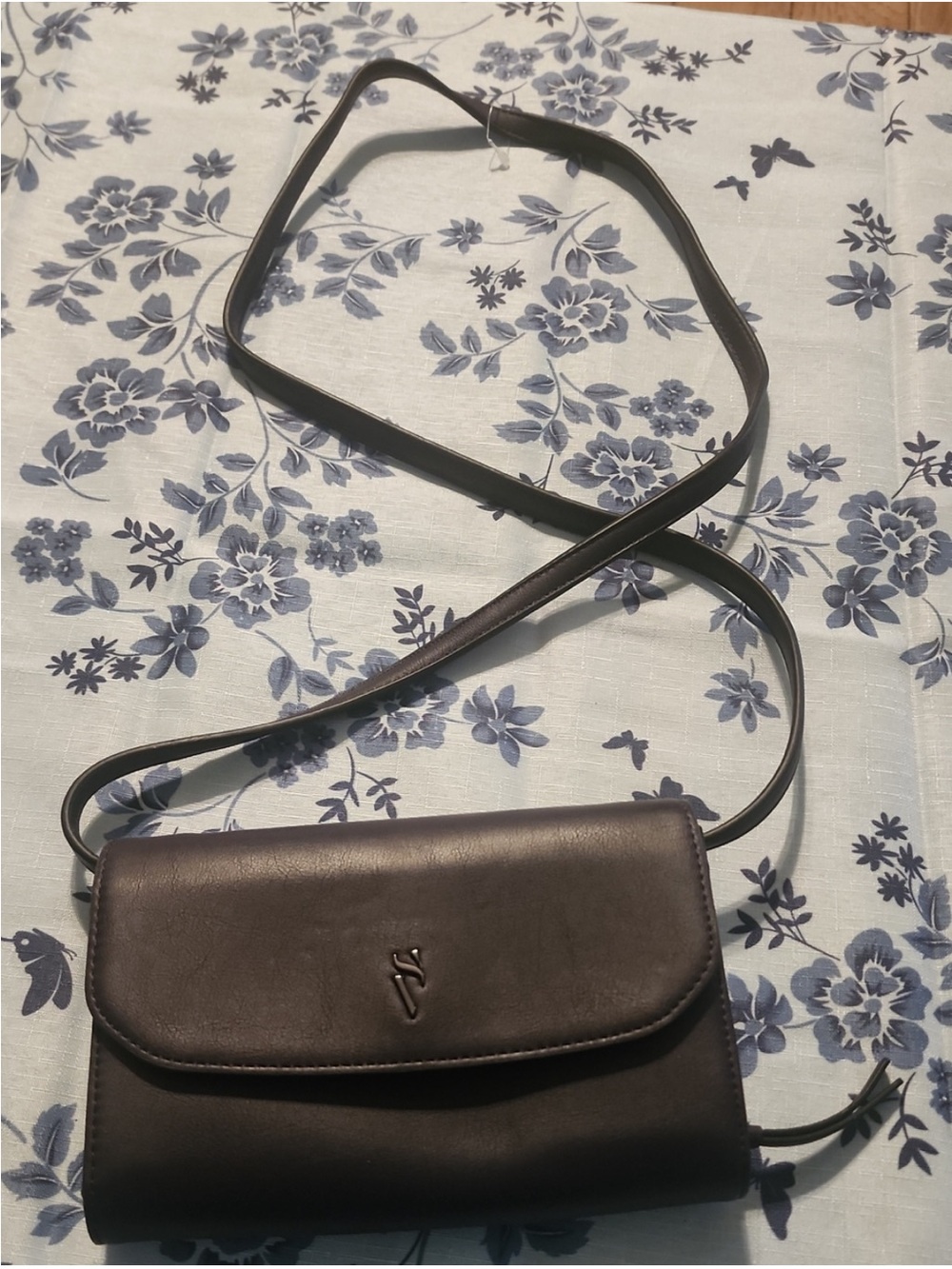 Simply Vera Vera Wang Black Faux Leather Crossbody Bag